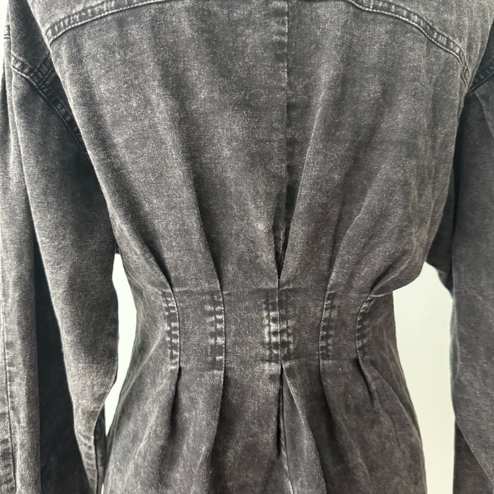 🖤 HYFVE Acid Wash Cotton Shirt Dress Pleated Waist Snap Front Medium🖤 - Picture 5 of 15